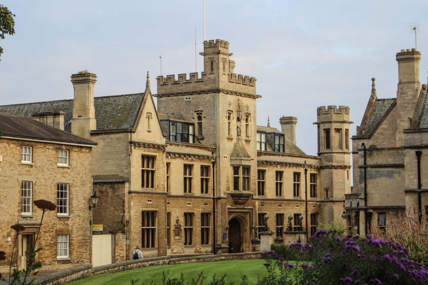 Oundle School